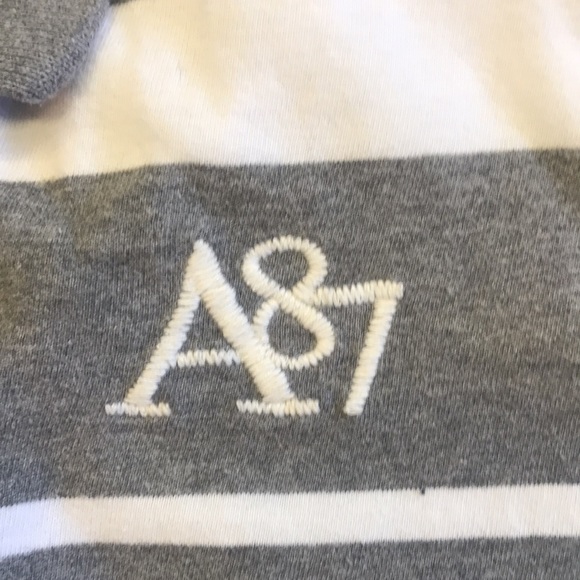 Mens Aeropostale gray and white striped polo - Picture 4 of 5